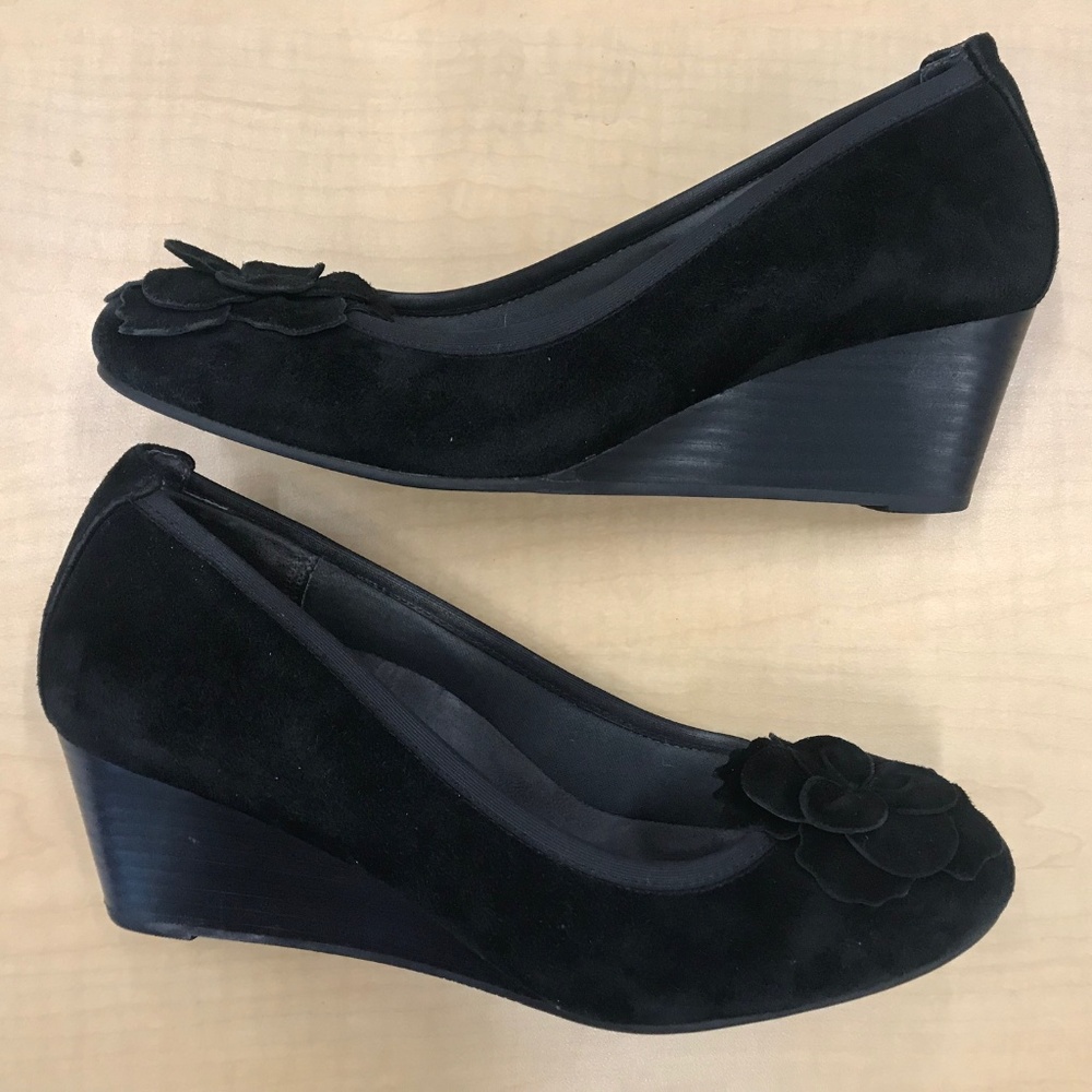 Vionic HAYES Black Leather Wedge Loafers Size 8